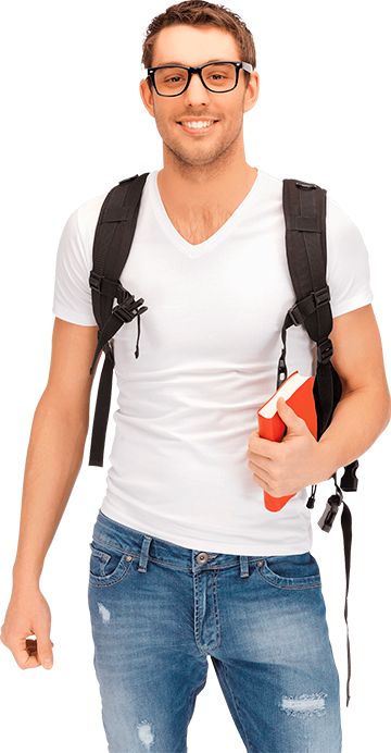Rapaz estudante sorrindo - Instituto de Língua Francesa - Curso de Francês - Brasília